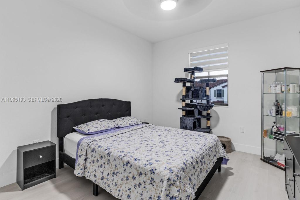 ENCLAVE SOUTH PHASE I - Residential