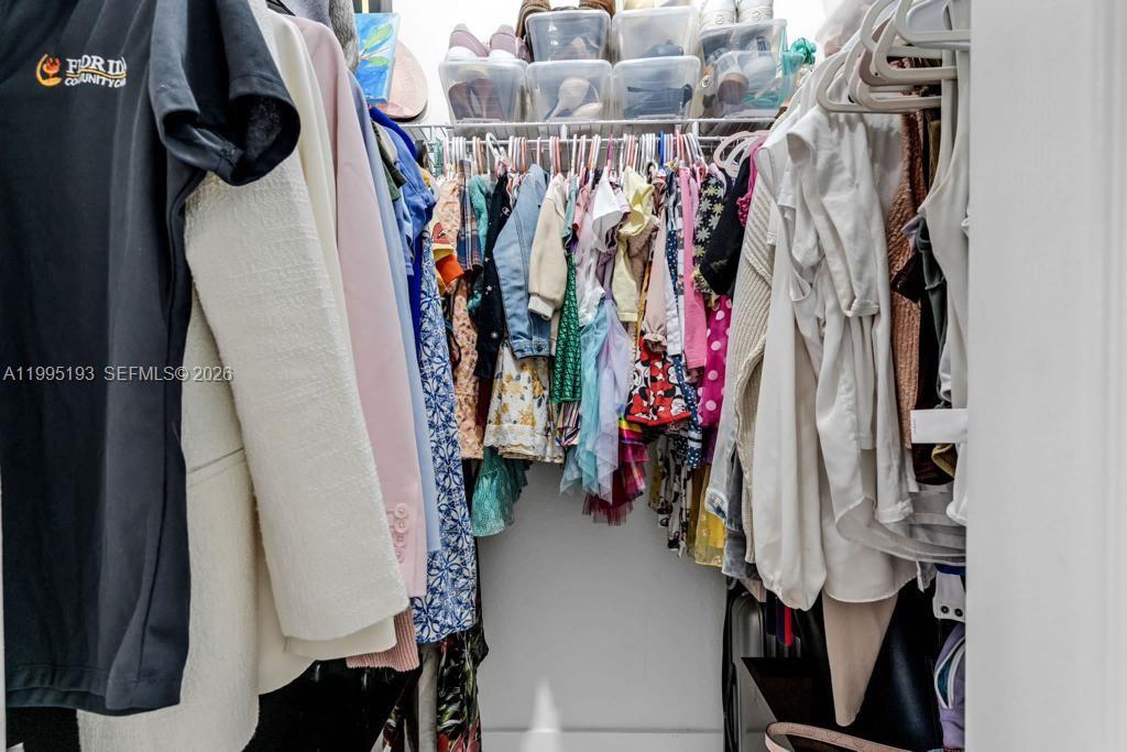 ENCLAVE SOUTH PHASE I - Residential