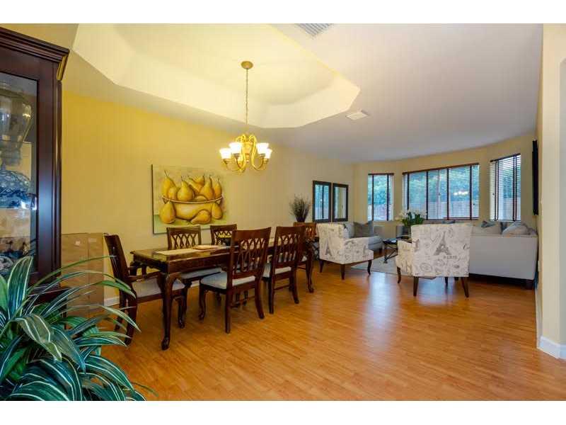 DORAL ISLES MARTINIQUE - Residential