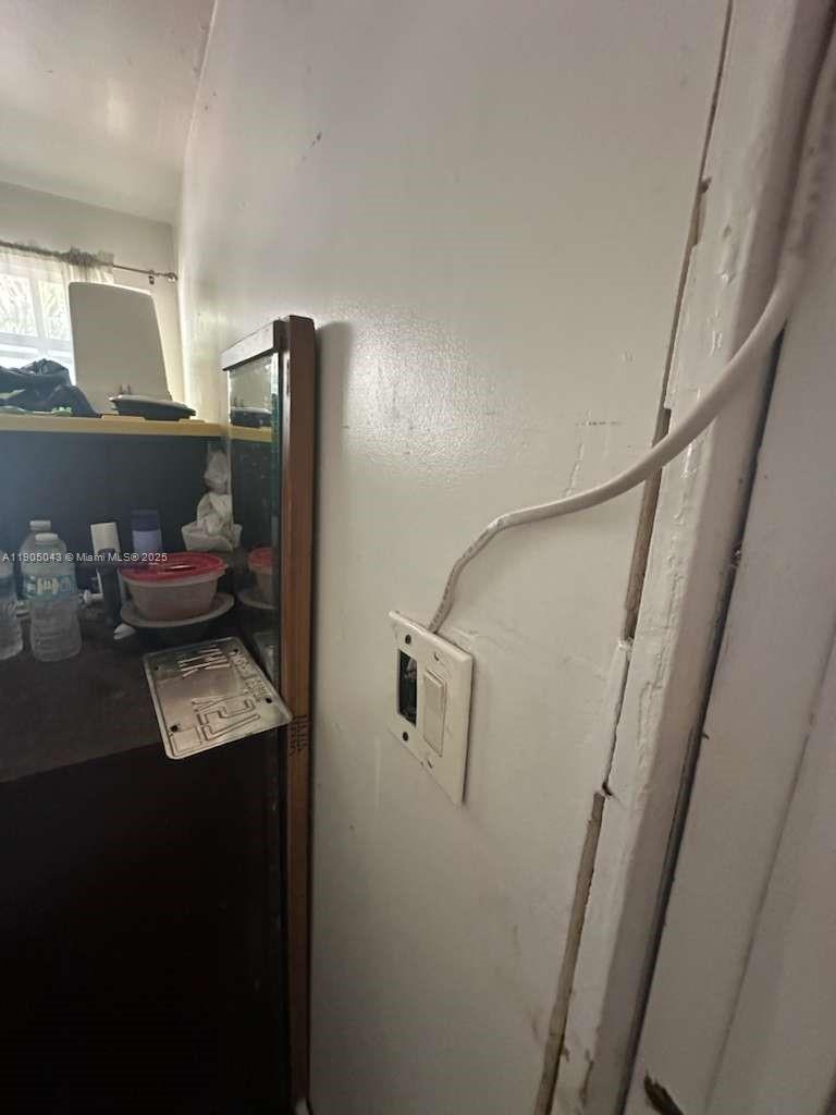 HOME OWNERS PARADISE - Residential