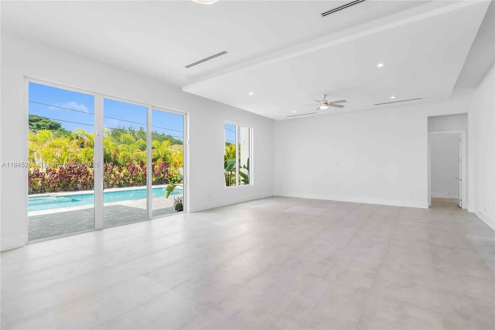 VANDERBILT PARK - Residential