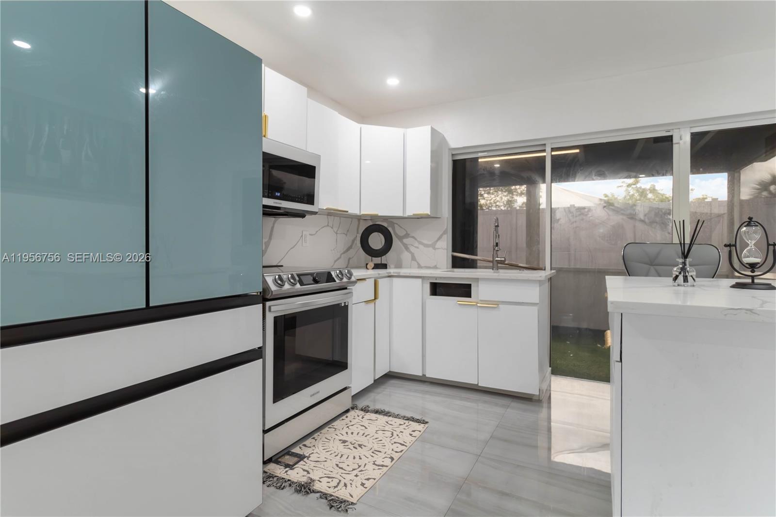 TAMARAC LAKES SOUTH - Residential