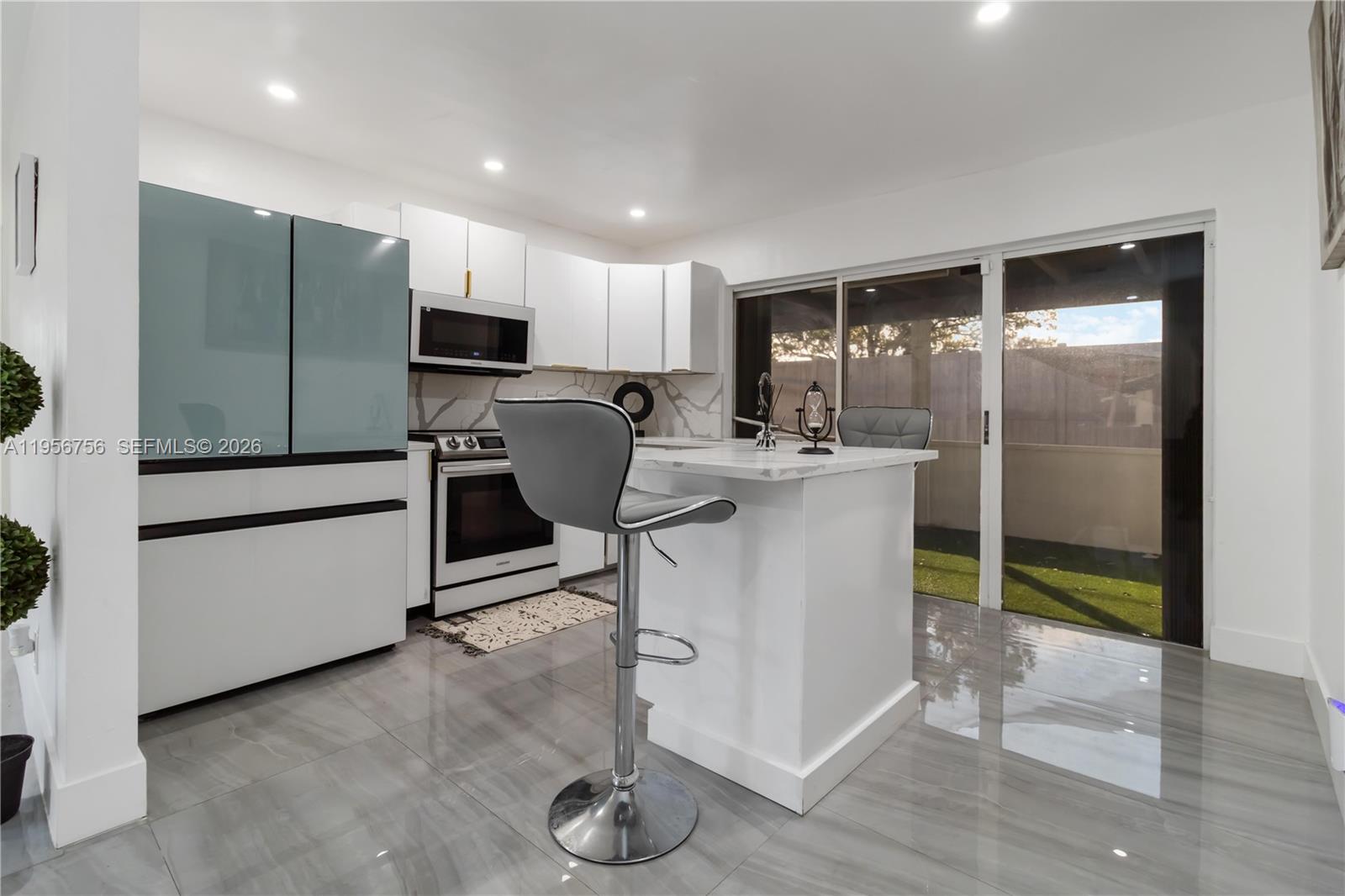 TAMARAC LAKES SOUTH - Residential