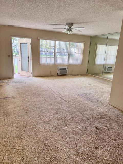 Photo of 272 Dorset #G, Boca Raton, FL 33434 (MLS # A11957806)