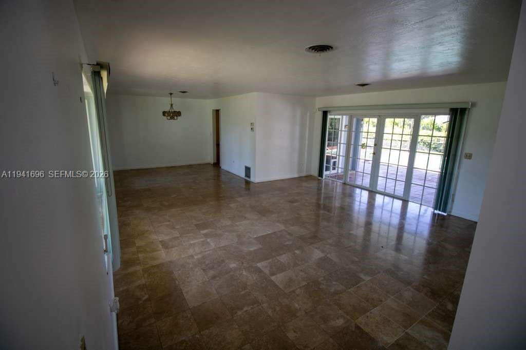 9041 SW 88th St 9041