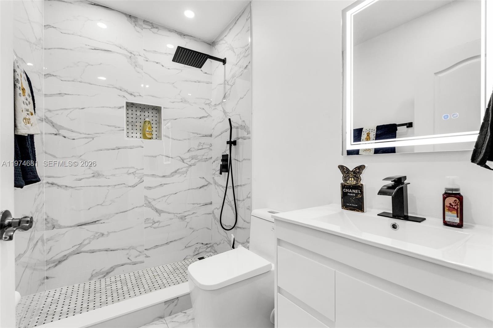 HOMESTAR LANDINGS - Residential