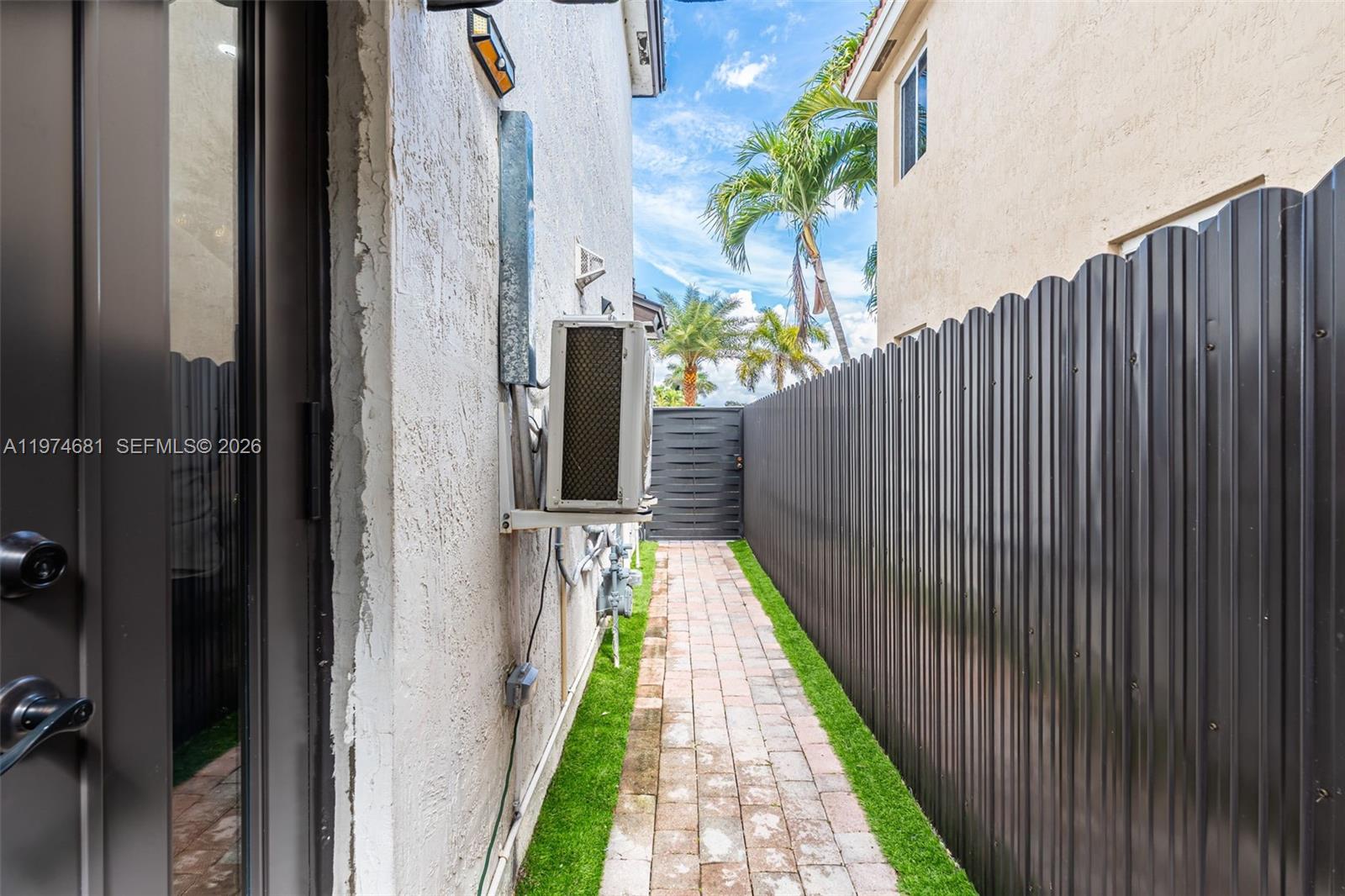 HOMESTAR LANDINGS - Residential