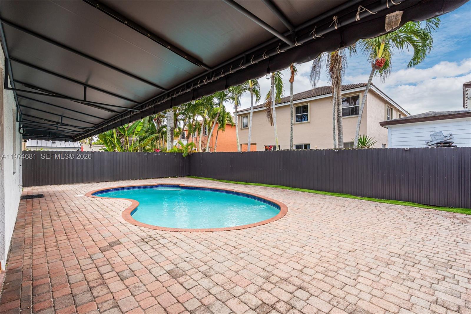 HOMESTAR LANDINGS - Residential