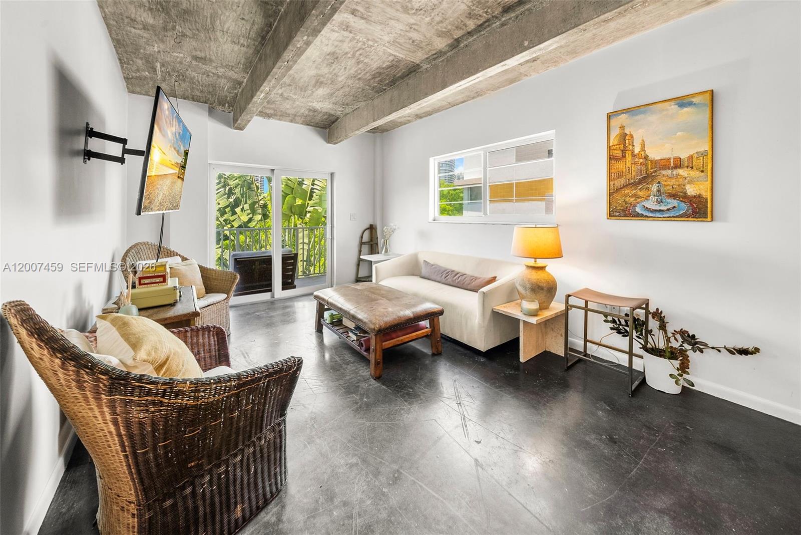 301 Michigan Ave 403