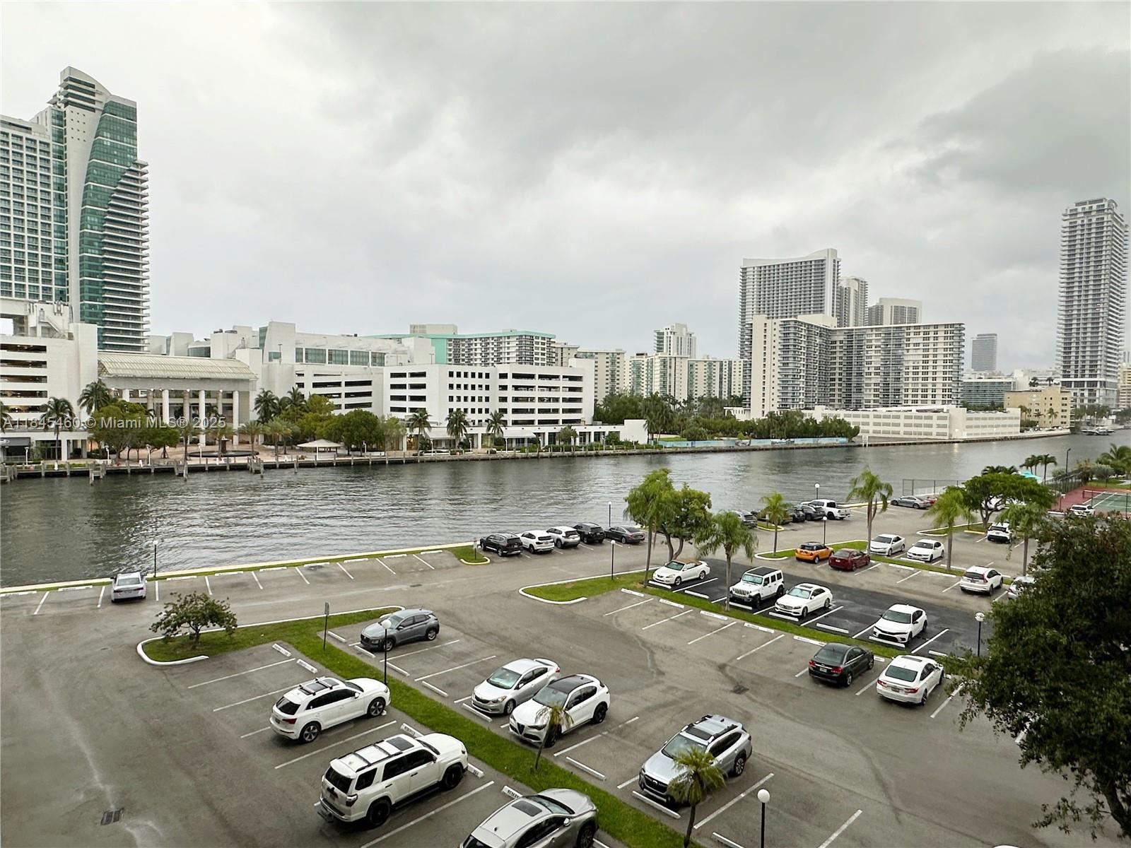 Beautiful one-bedroom unit with a direct Intracoastal view. Tile flooring throughout, floor to ceiling windows, walk in closet, A/C just a few years old. Full-service building with lobby security, gym, tennis courts, heated pool, sauna, BBQ, library and kids play area. Excellent quiet location, close to the beaches, park, shopping and restaurants. Pets allowed and rentals allowed after two years. Lowest HOA fee in the area. The building passed 40-years certification. The unit has no special assessment balance.