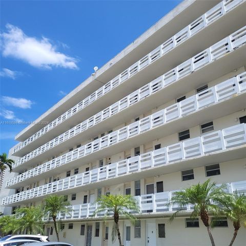 A home in Aventura