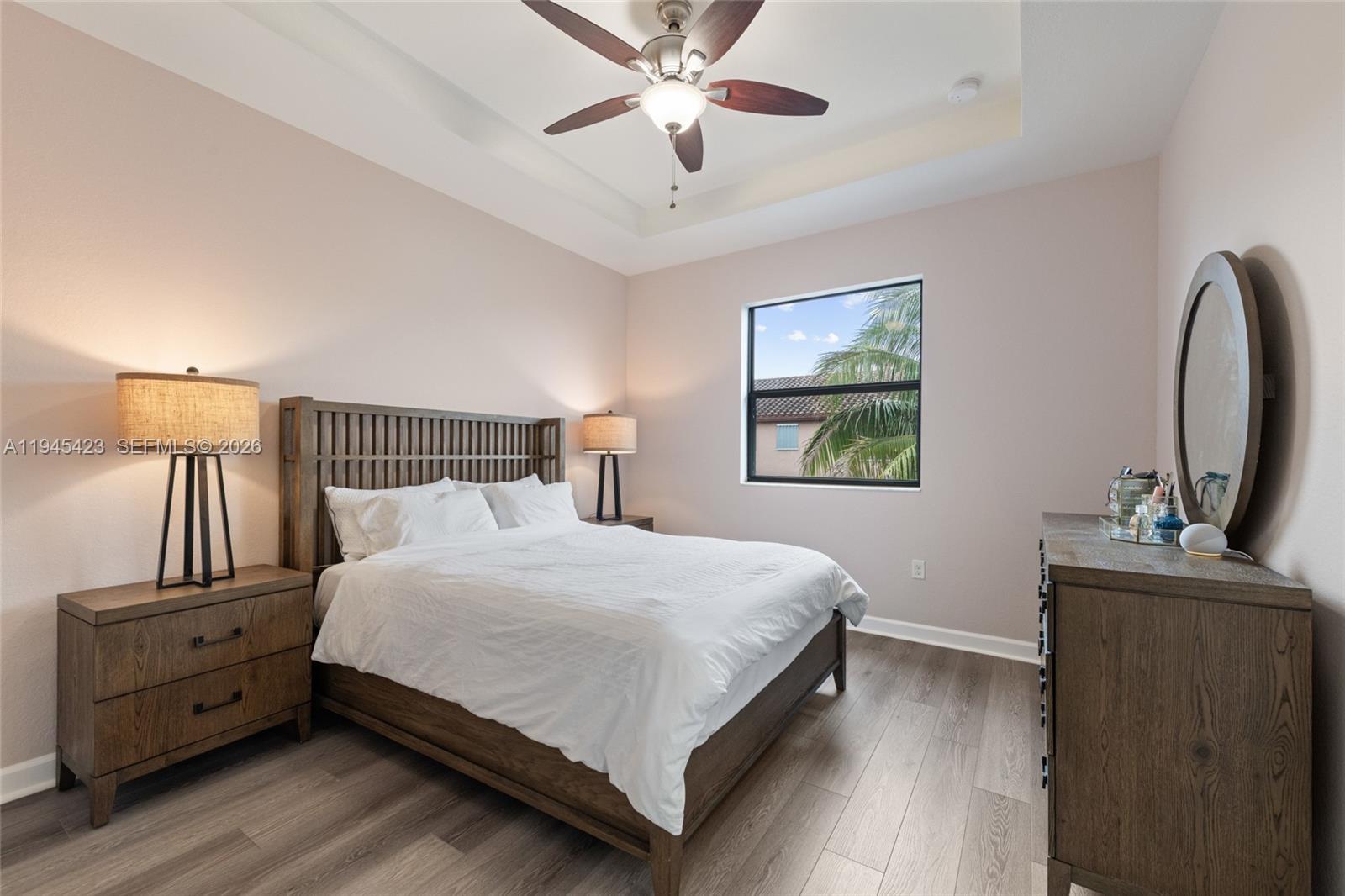 BAYWINDS OF GALAPAGOS FIR - Residential