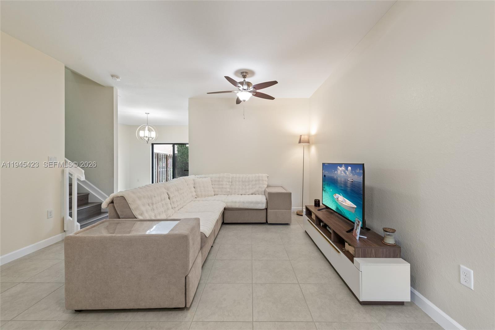 BAYWINDS OF GALAPAGOS FIR - Residential