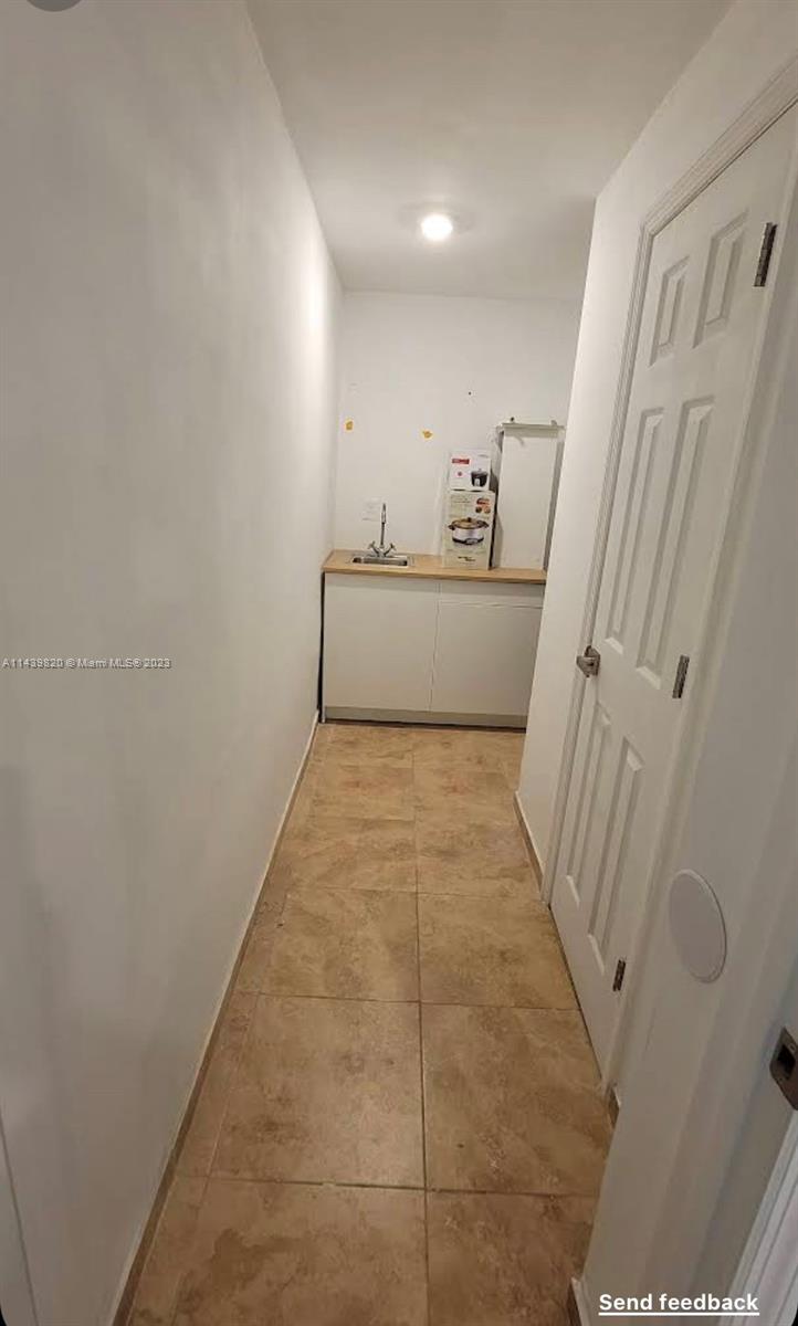 LAKE FOREST SEC 4 - Residential Lease