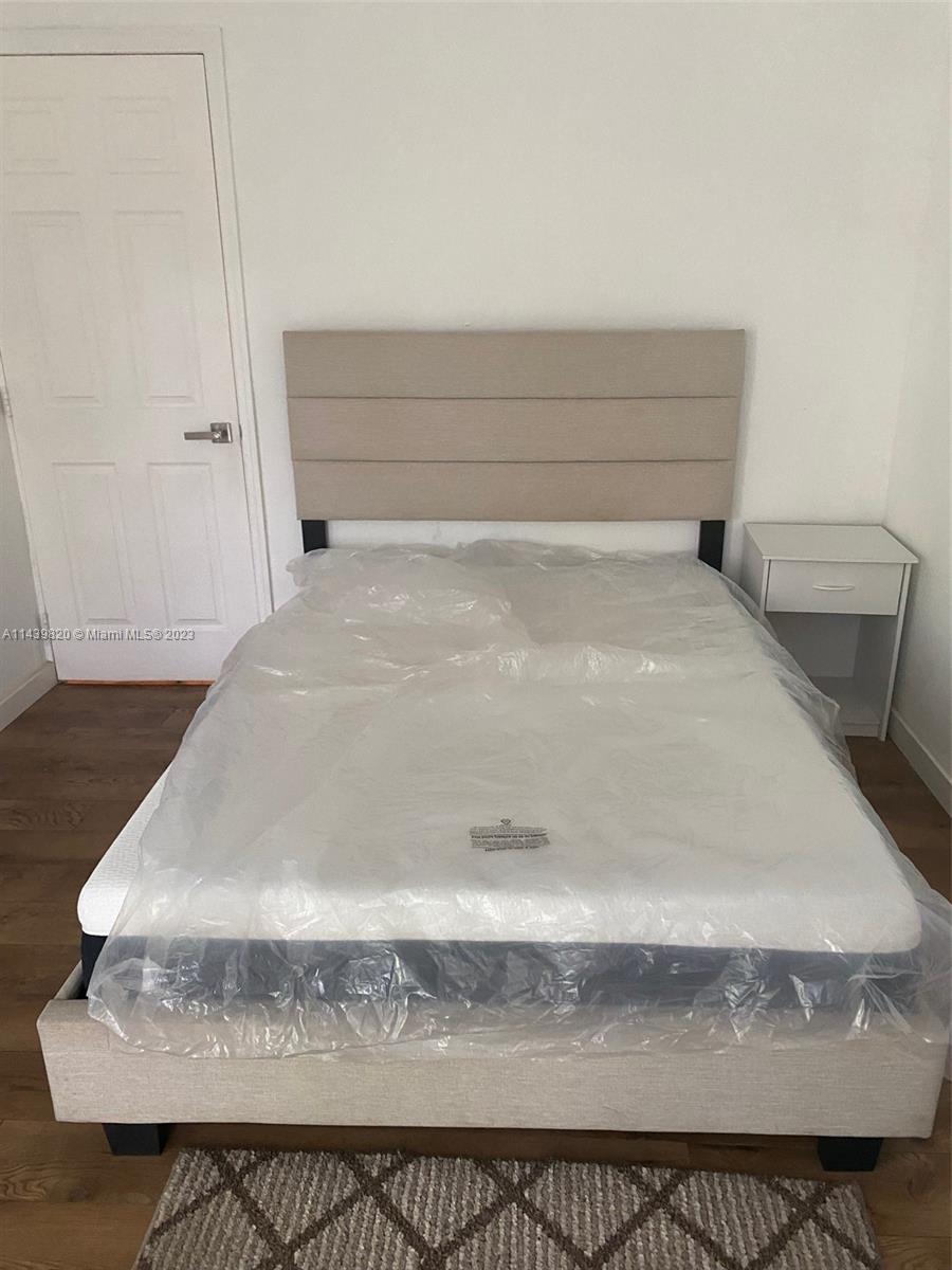 LAKE FOREST SEC 4 - Residential Lease