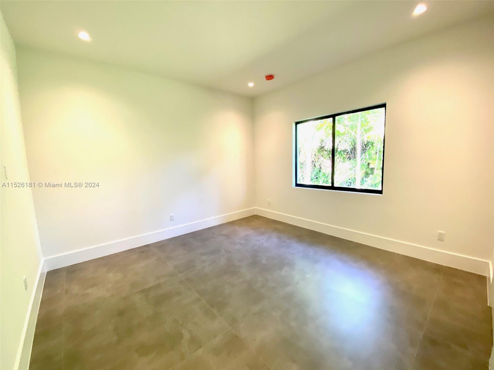 GARDEN ESTATES - Residential