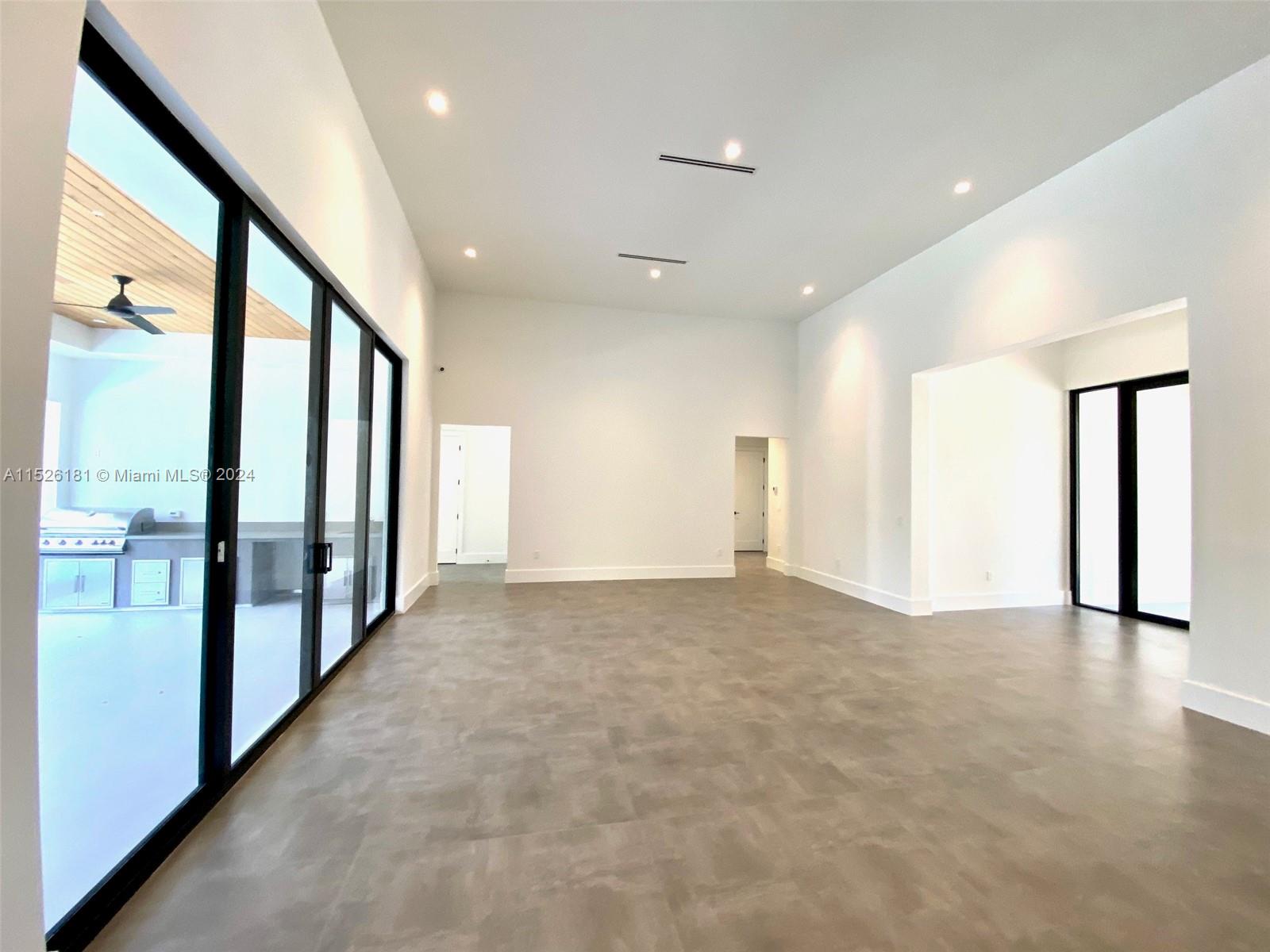 GARDEN ESTATES - Residential