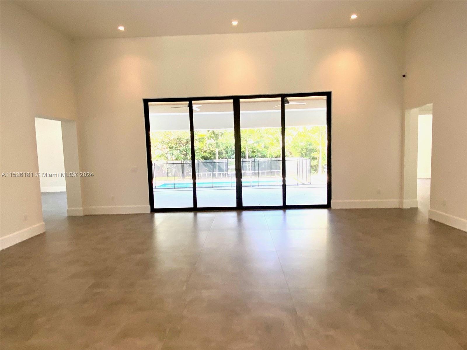 GARDEN ESTATES - Residential