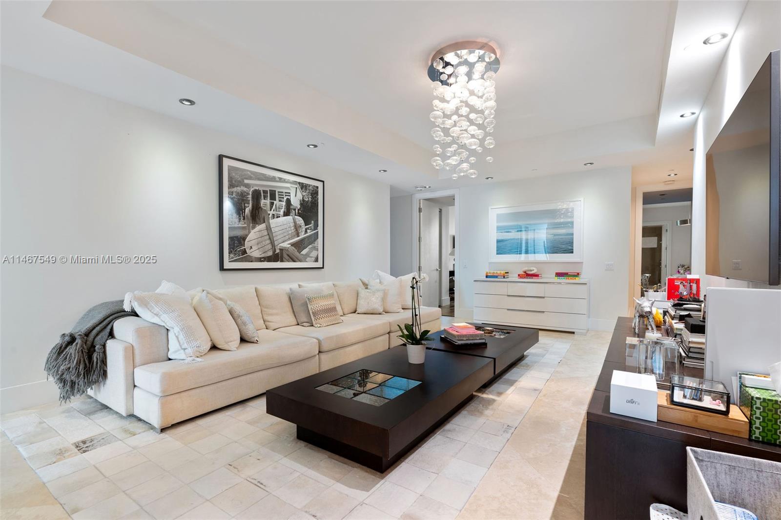 THE RESIDENCES AT THE BAT - Residential