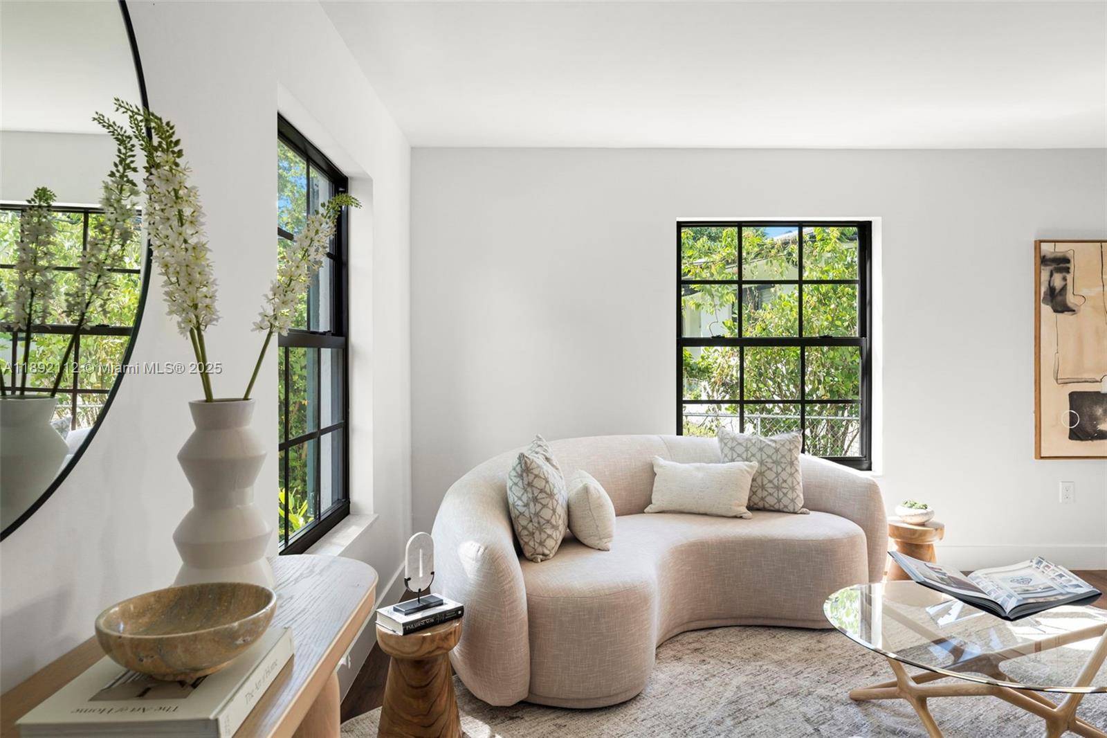 View photos, virtual tours, details... 4040 Palmarito St