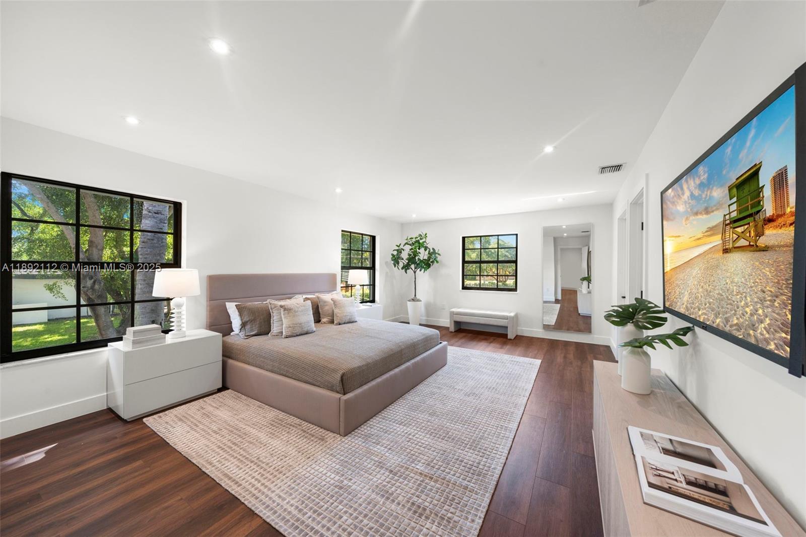 CORAL GABLES RIVIERA SEC - Residential