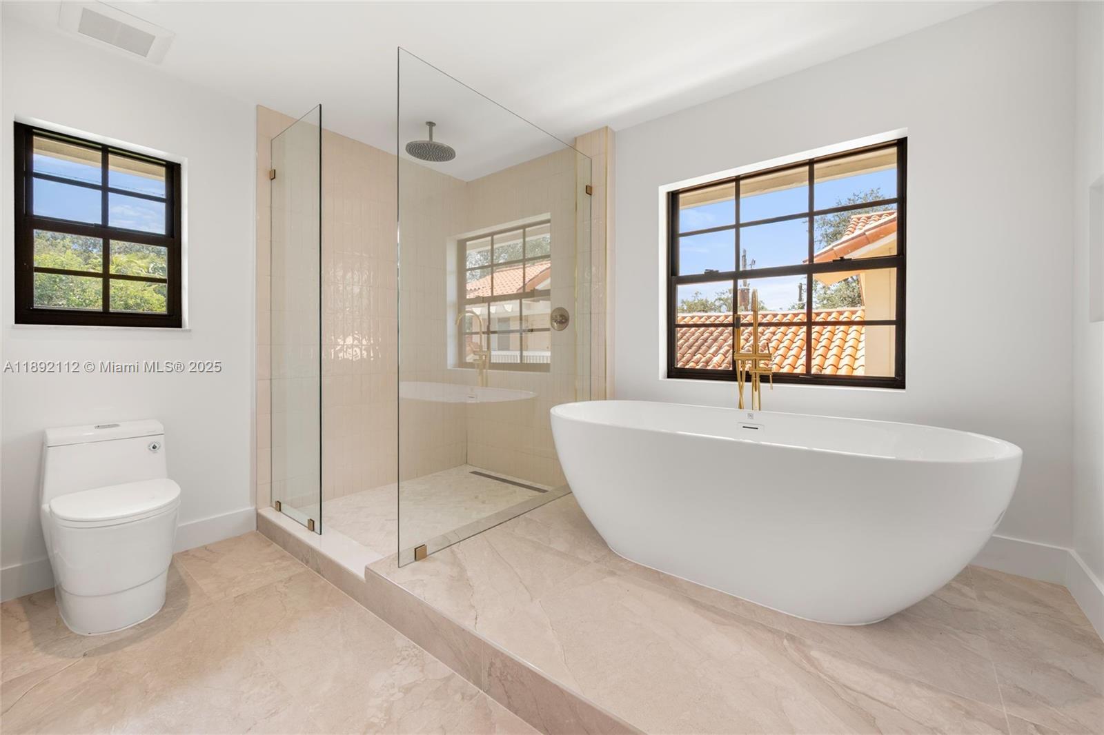 CORAL GABLES RIVIERA SEC - Residential