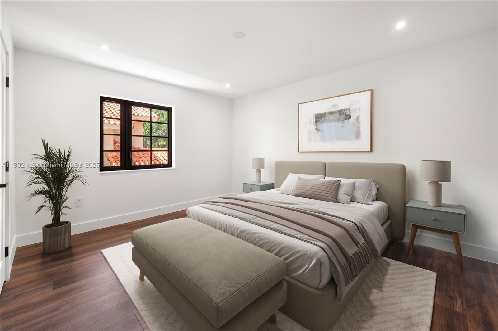 CORAL GABLES RIVIERA SEC - Residential