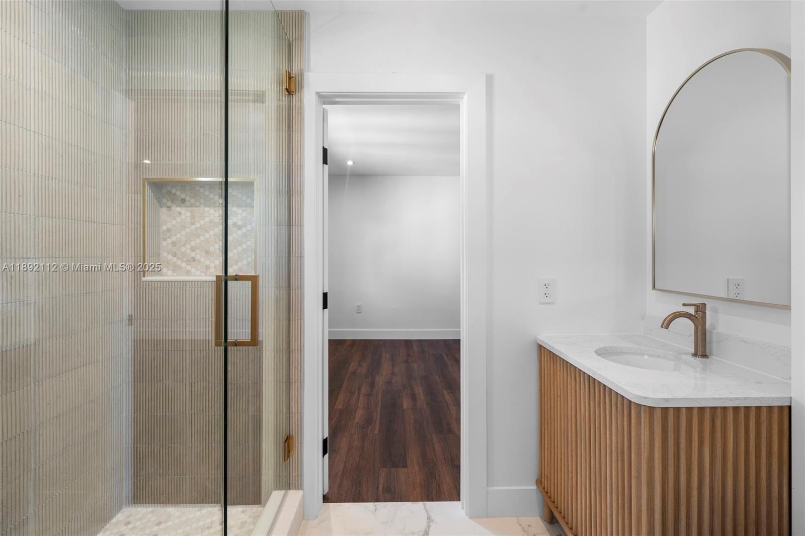 CORAL GABLES RIVIERA SEC - Residential