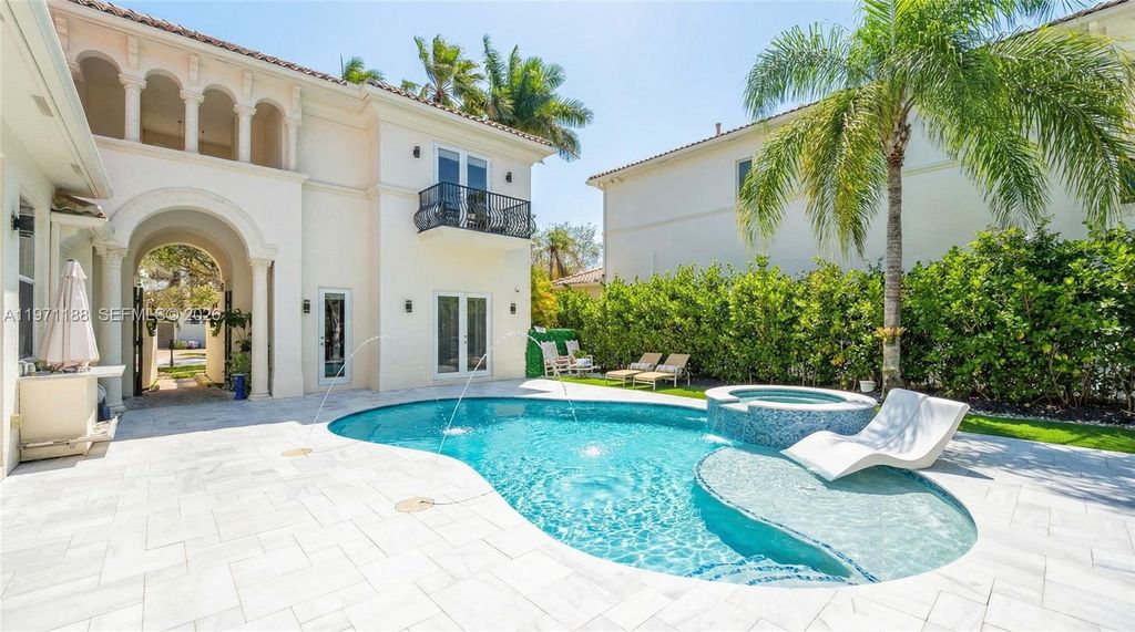 Photo of 17642 Middlebrook Way, Boca Raton, FL 33496 (MLS # A11971188)