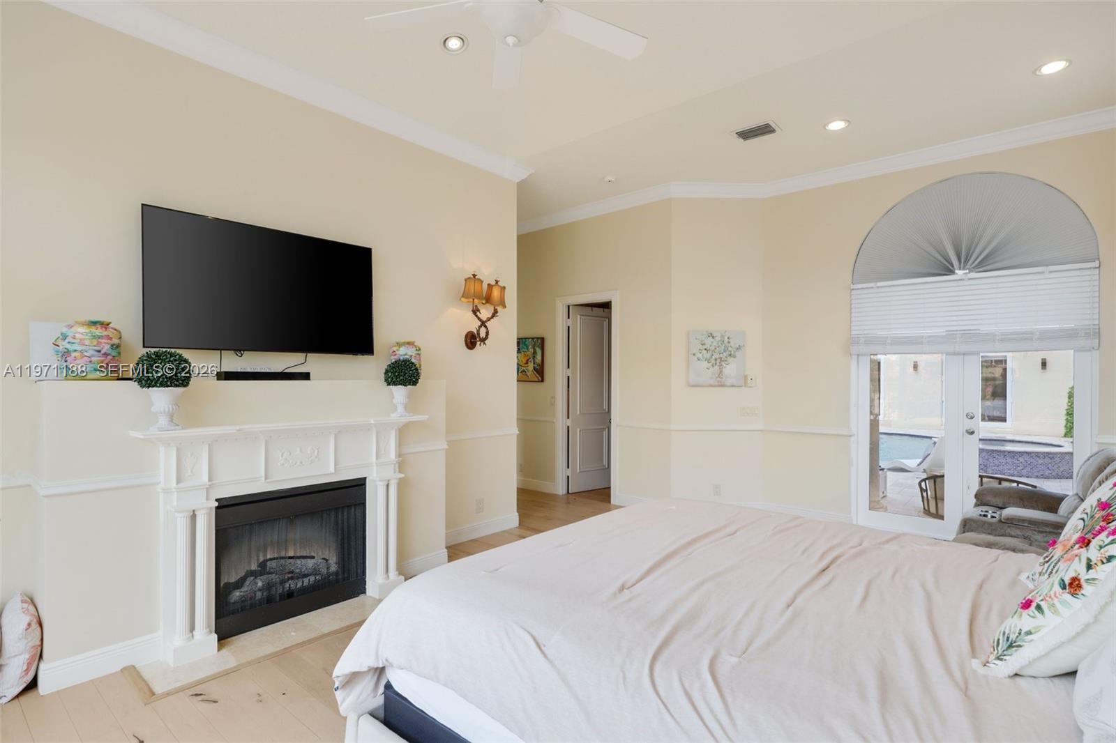 FOX HILL ESTATES OF BOCA - Residential