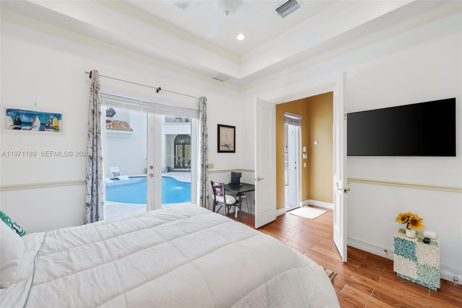 FOX HILL ESTATES OF BOCA - Residential