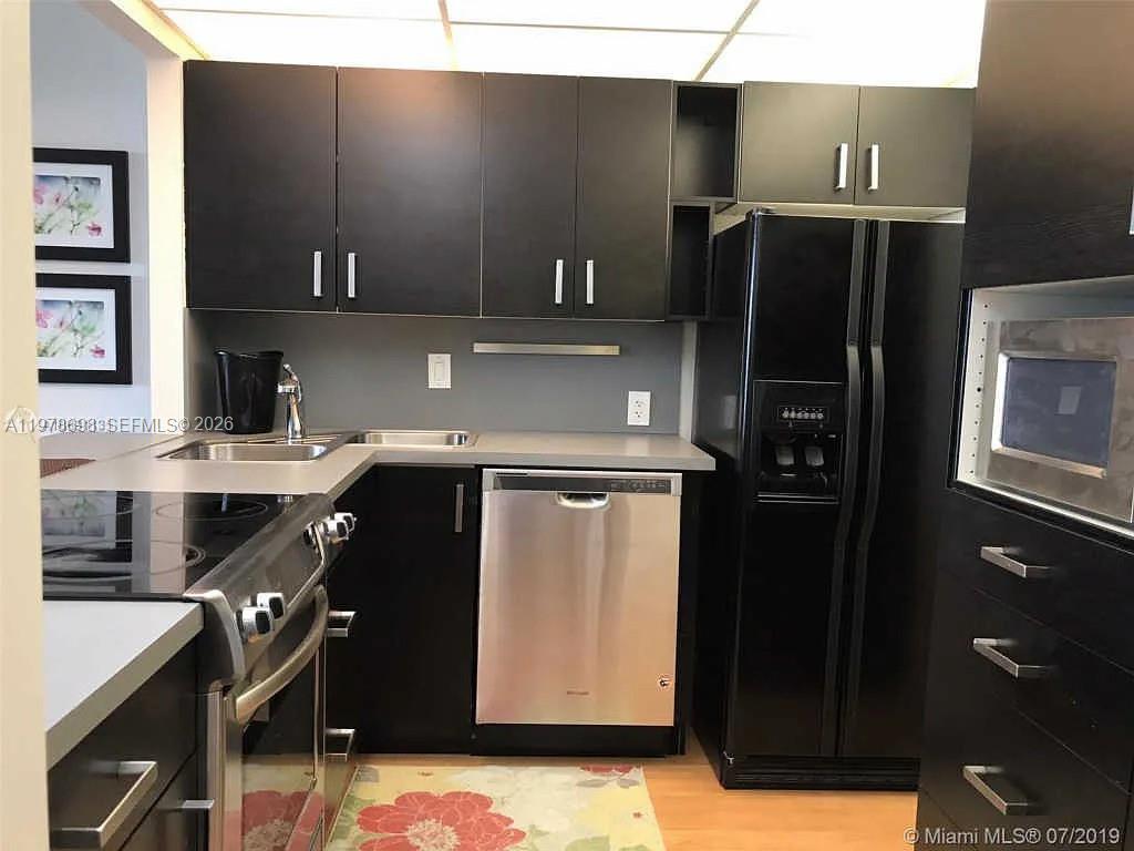 ARLEN HOUSE EAST CONDO - Residential