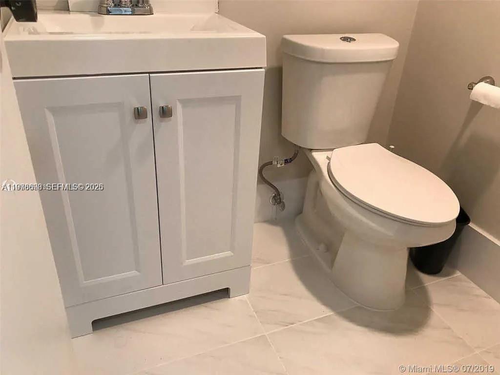 ARLEN HOUSE EAST CONDO - Residential