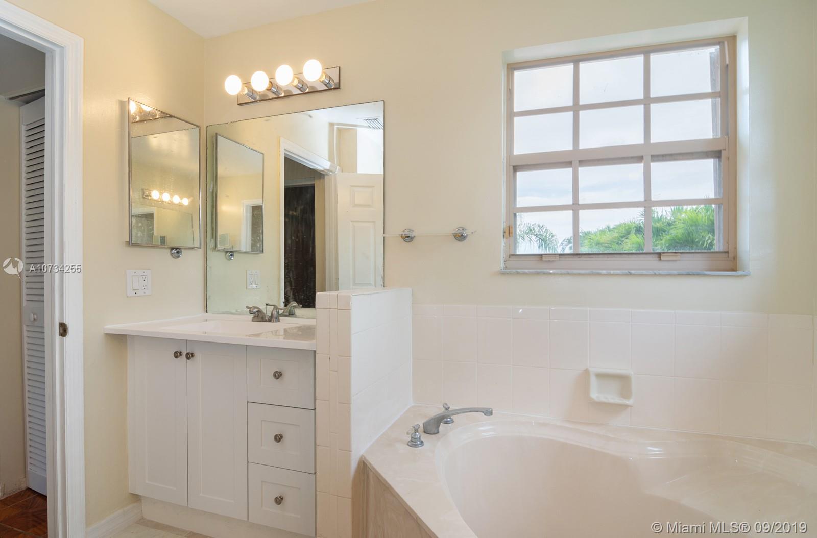 SAWGRASS PRESERVE - Residential