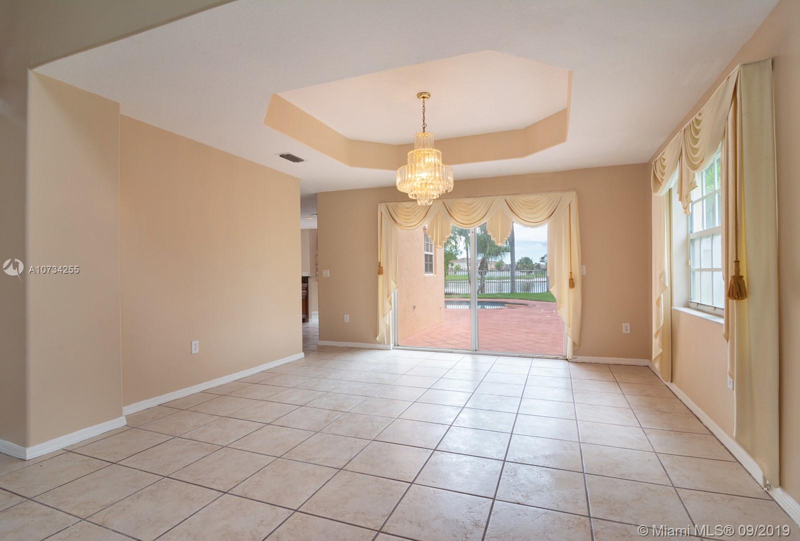 SAWGRASS PRESERVE - Residential