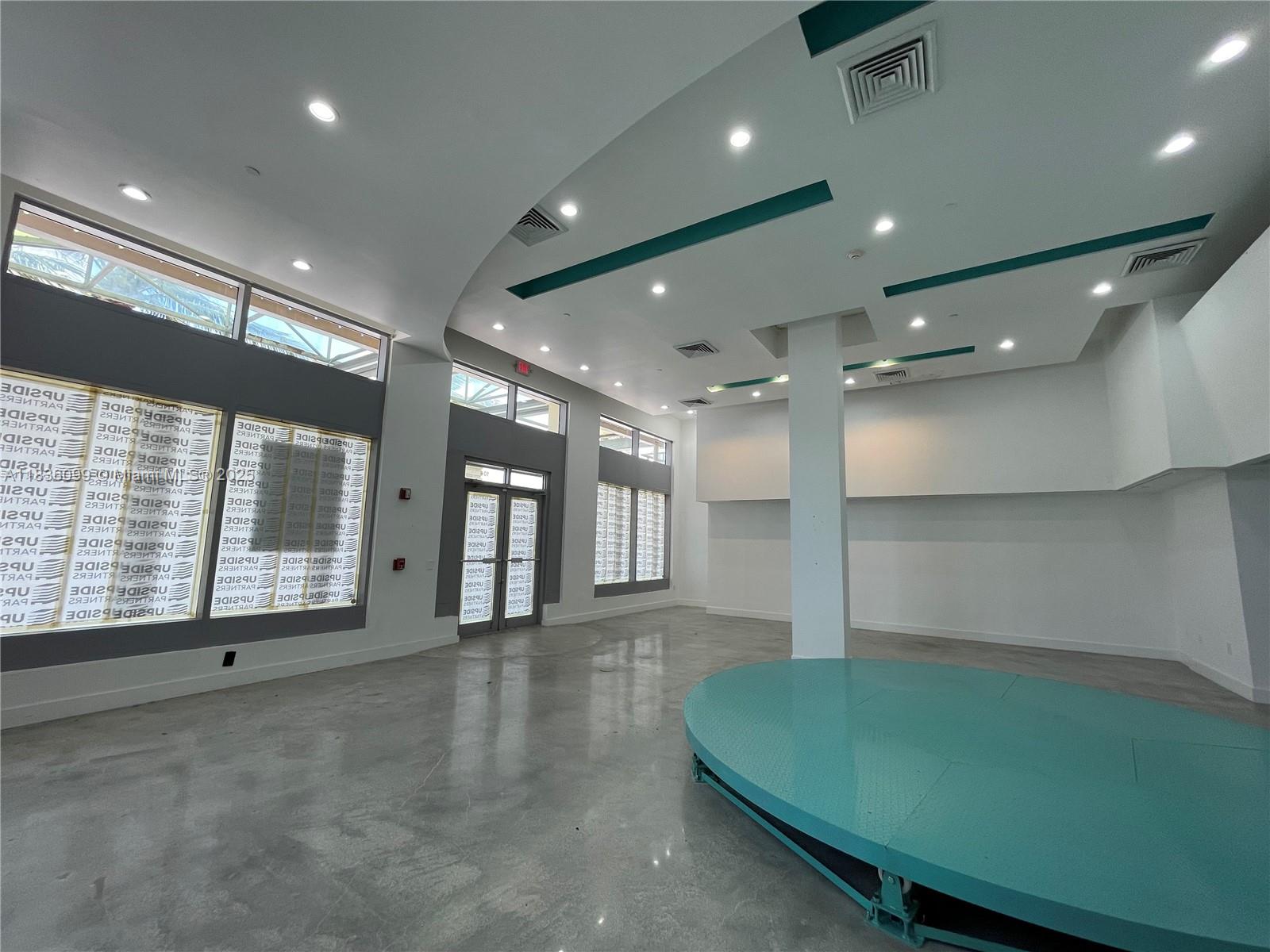 1451 Ocean Dr CU-104
