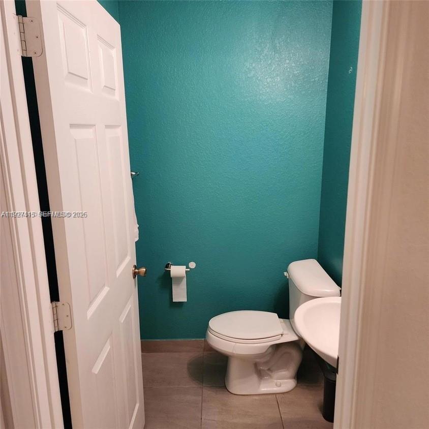 HICKORY PLACE - Residential Lease