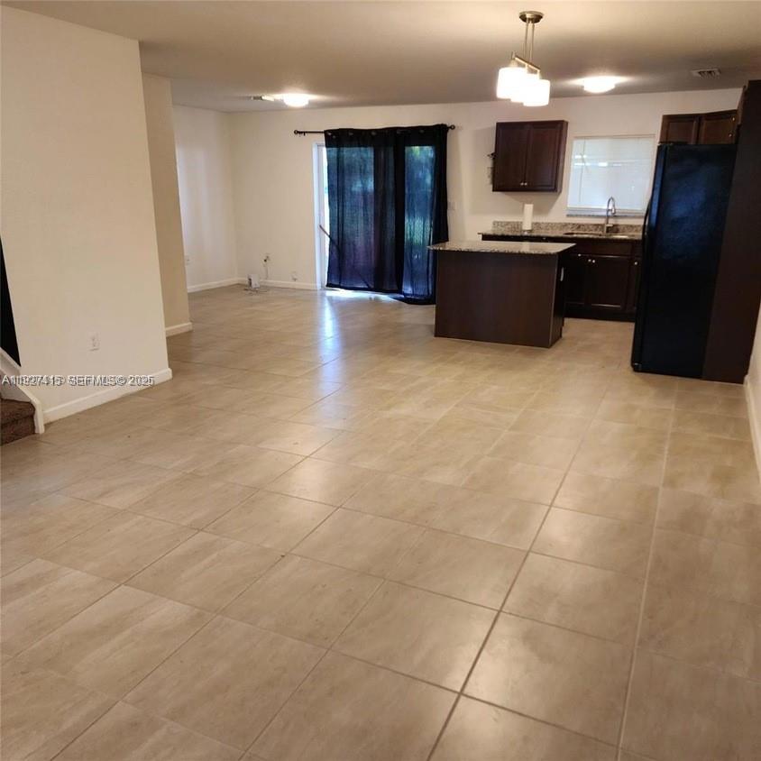 HICKORY PLACE - Residential Lease