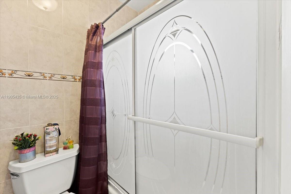 GOLDEN GATE CONDO PHASE I - Residential