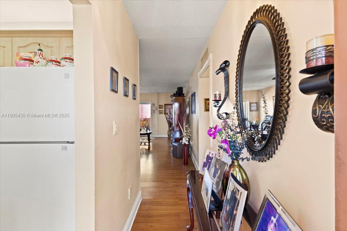 GOLDEN GATE CONDO PHASE I - Residential