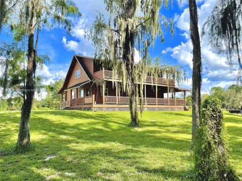 A home in Clewiston