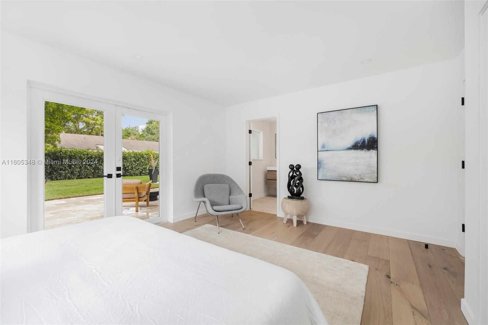 PATRICIA MANOR - Residential