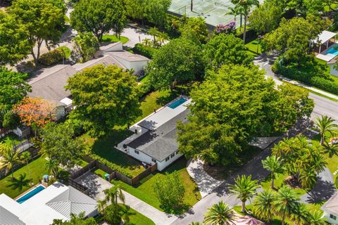 A home in Pinecrest