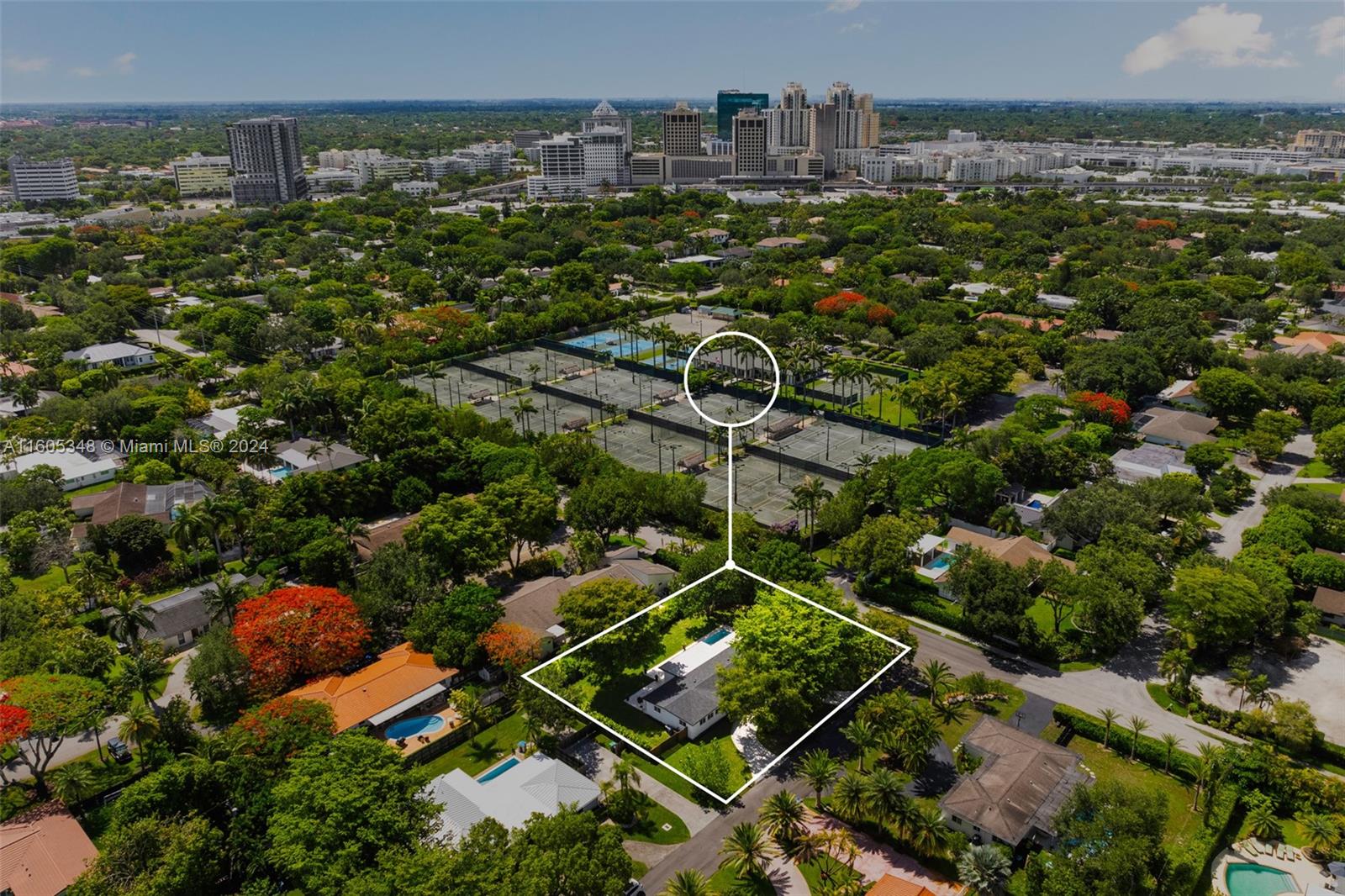 PATRICIA MANOR - Residential