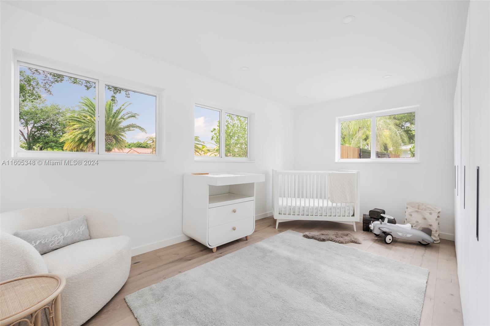 PATRICIA MANOR - Residential