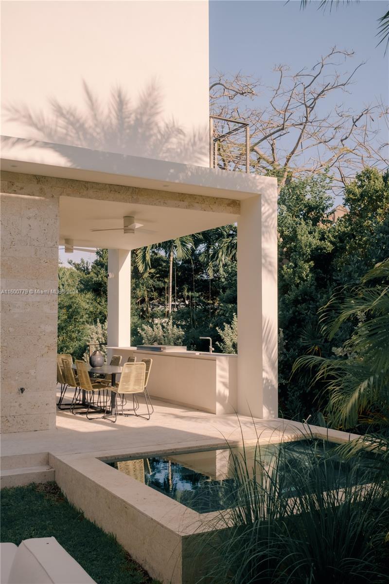 NAUTILUS EXTENSION 3RD - Residential