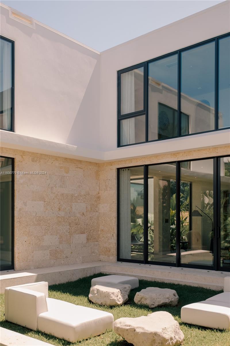 NAUTILUS EXTENSION 3RD - Residential