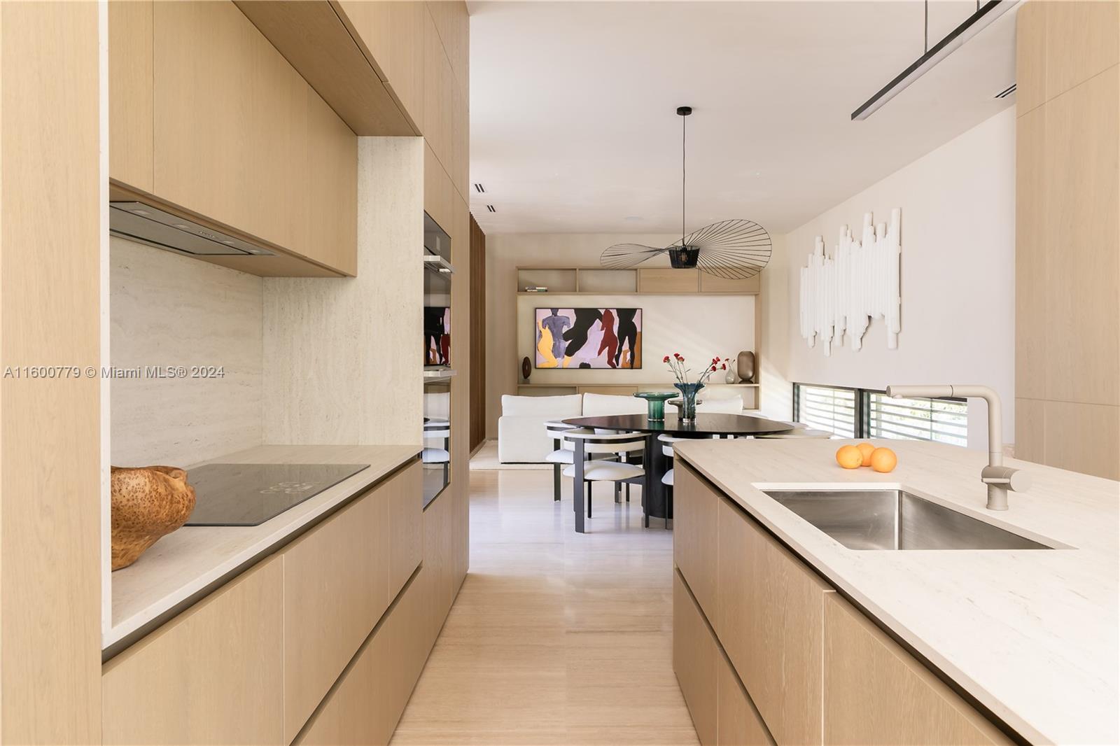 NAUTILUS EXTENSION 3RD - Residential