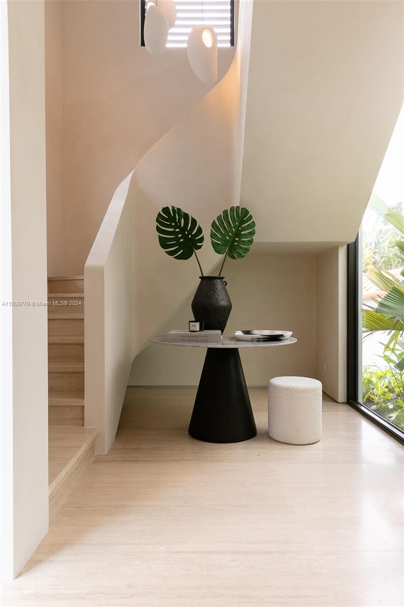 NAUTILUS EXTENSION 3RD - Residential