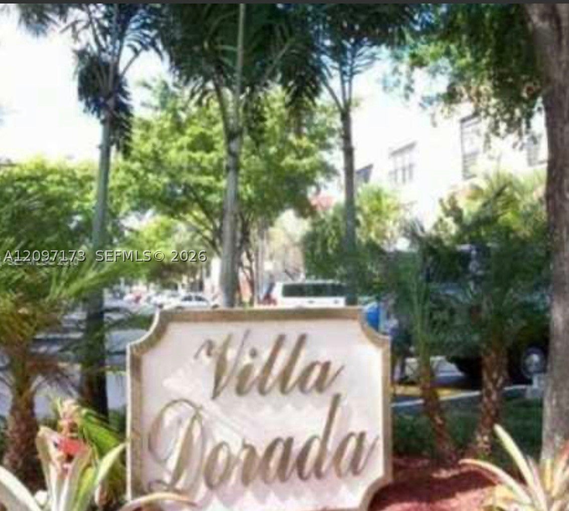 20200 W Country Club Dr 109